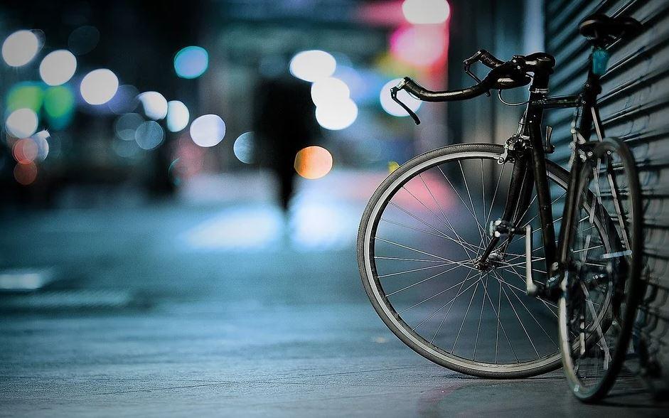 Fahrradständer mit Dach in verschiedenen Varianten